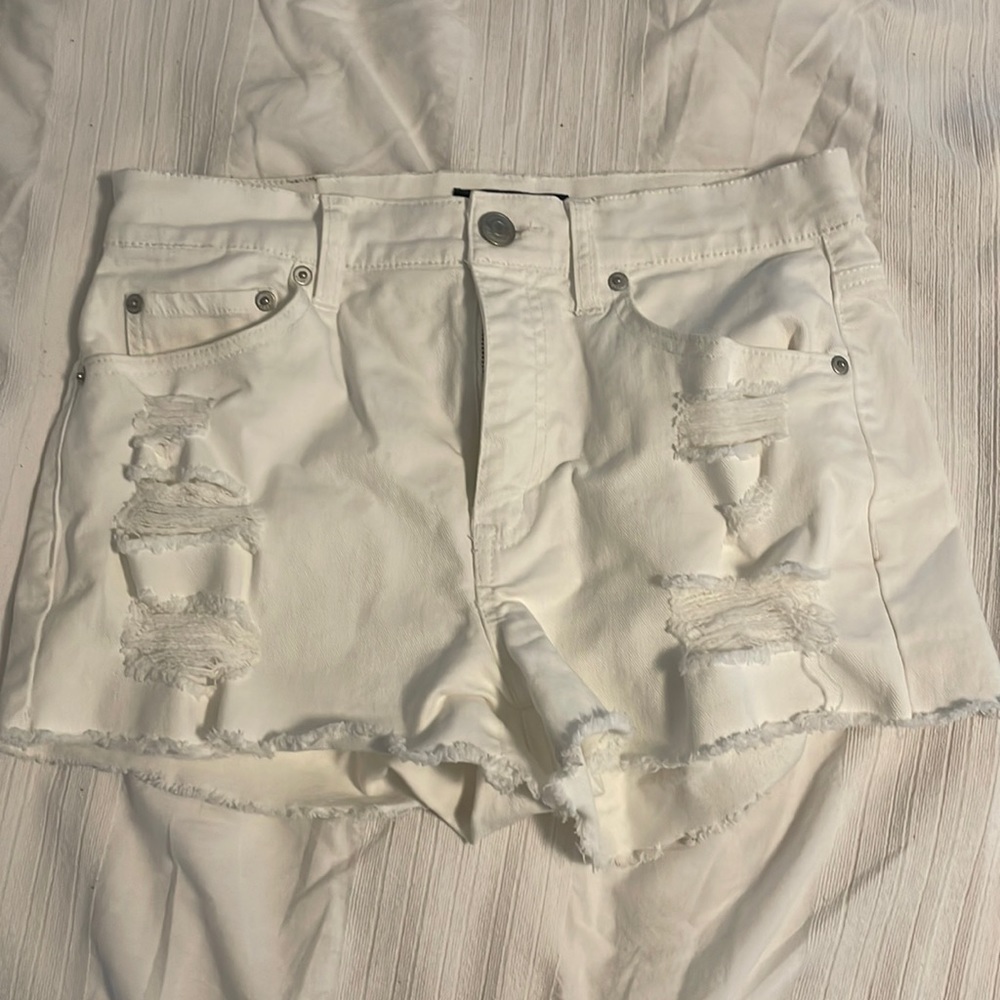 aeropostale size 4 white shorts
